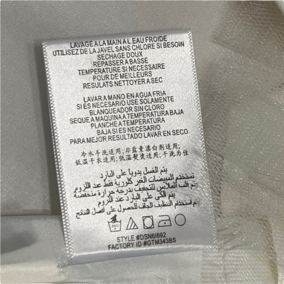 NWT Max And Cleo Black & Off White Strapless Dress - Size 4 - Picture 8 of 12